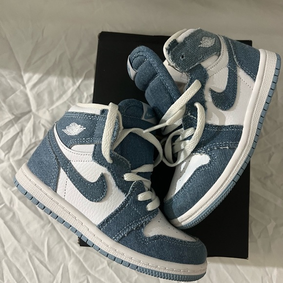 Denim Jordan 1 size 10c - Picture 3 of 7